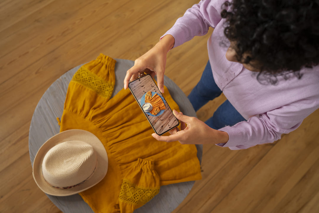 Qué debes revisar antes de comprar ropa vintage online